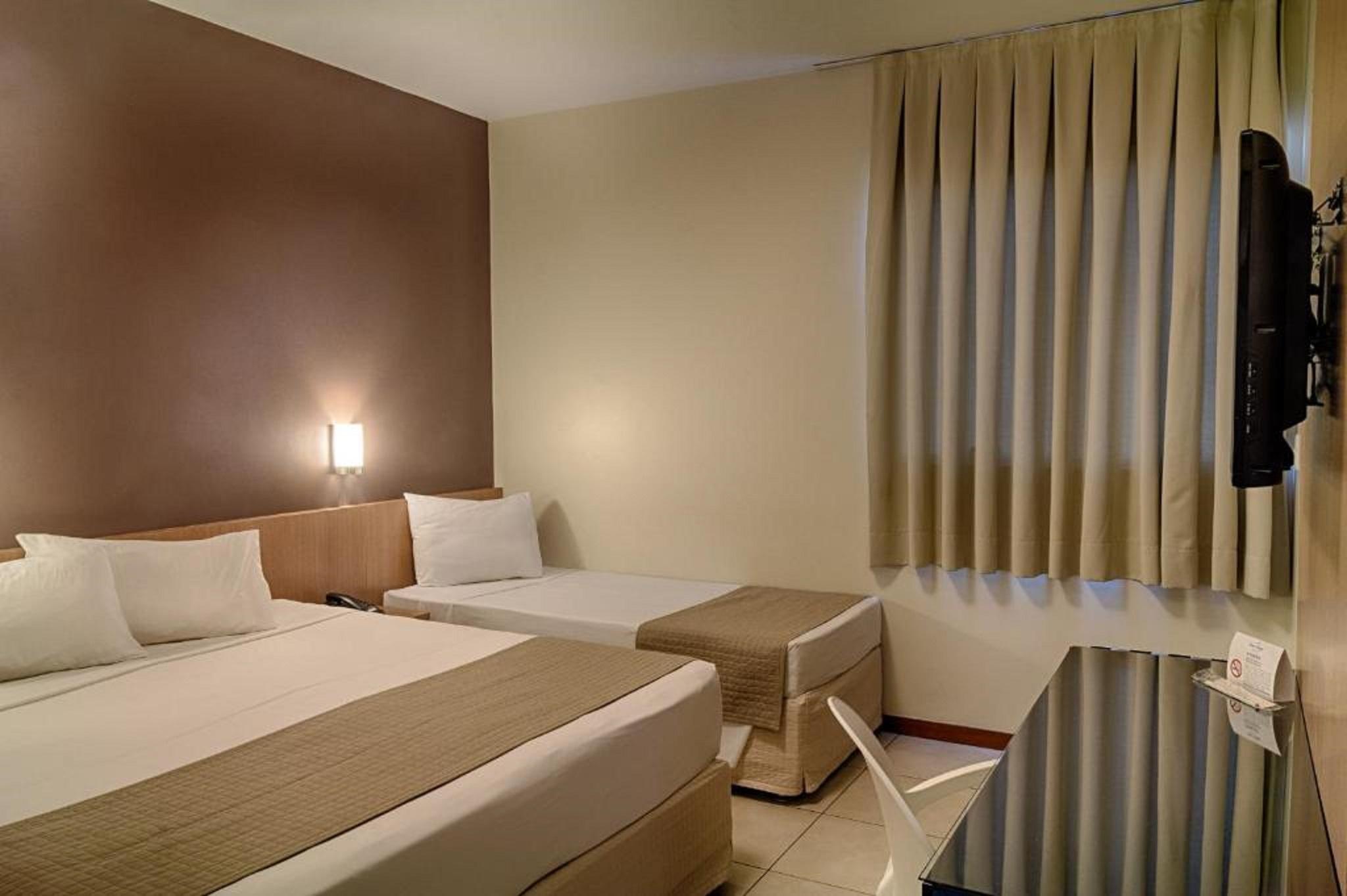Hotel Atlas Sete Lagoas Bagian luar foto