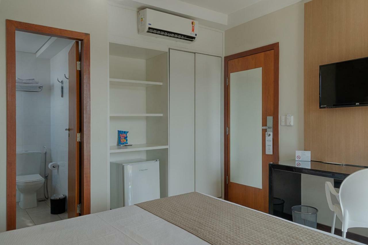 Hotel Atlas Sete Lagoas Bagian luar foto